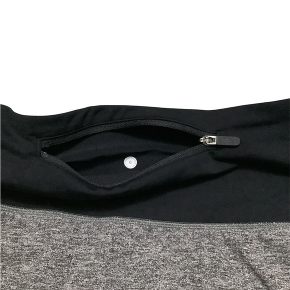 lululemon Women's speed up shorts in Gray and Black - Picture 3 of 3